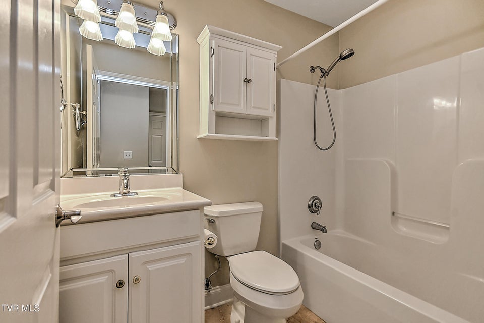 Photo #48: 1018 Waterbrooke Lane