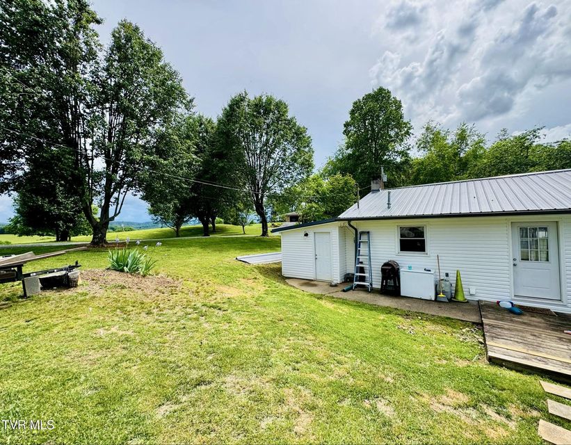 Photo #3: 224 Dogwood Drive