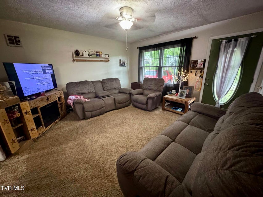 Photo #9: 224 Dogwood Drive