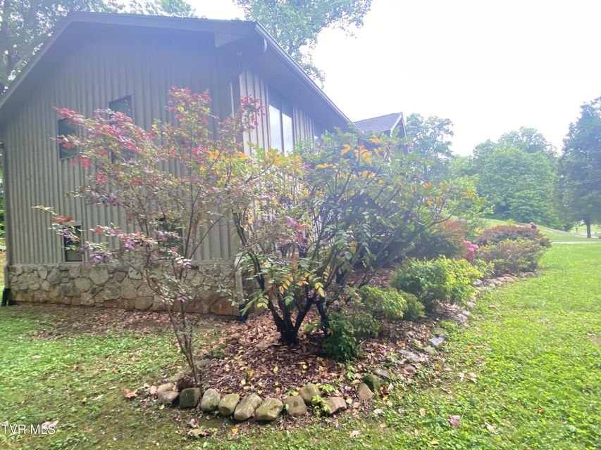 Photo #10: 203 Oak Lane