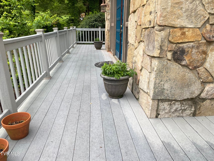 Photo #17: 203 Oak Lane