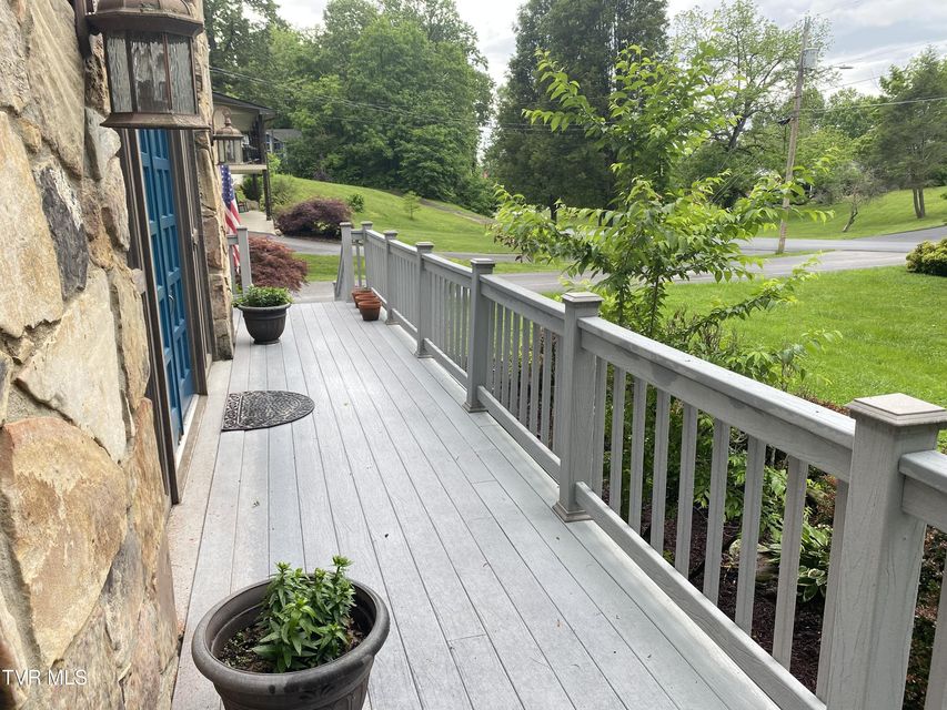 Photo #24: 203 Oak Lane
