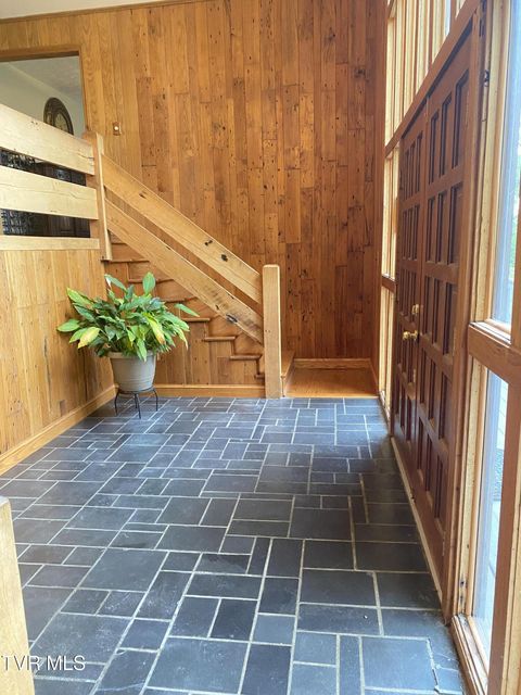 Photo #38: 203 Oak Lane