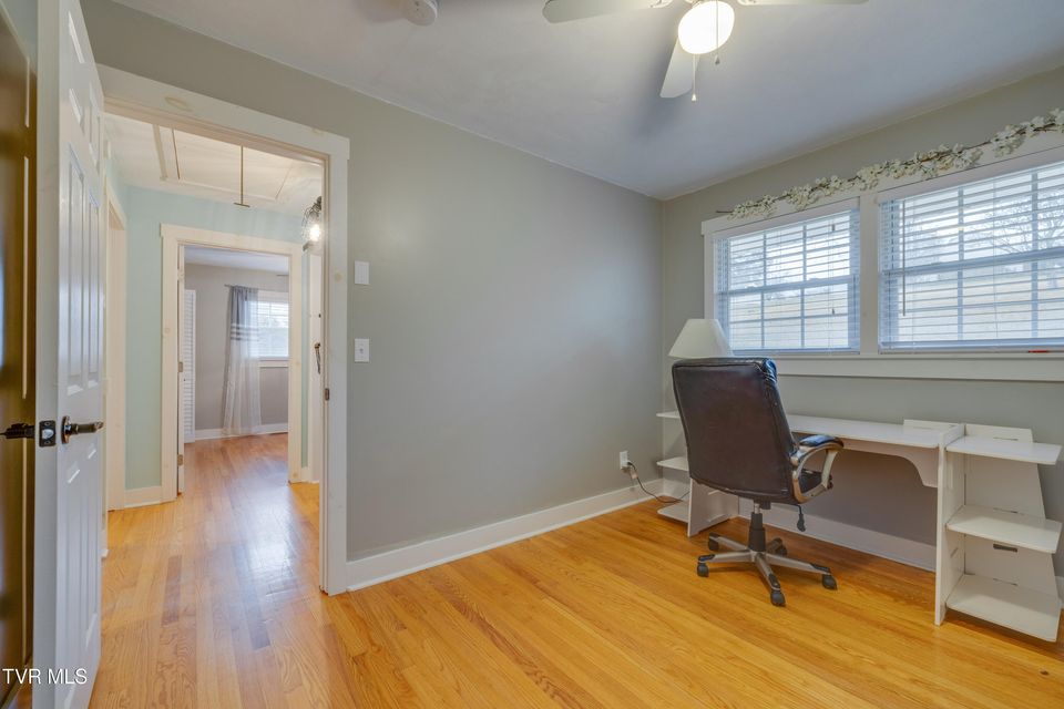 Photo #25: 308 Elmhurst Drive