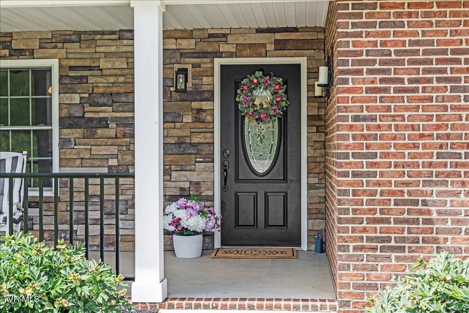 Photo #12: 4892 Eagle Pointe Drive