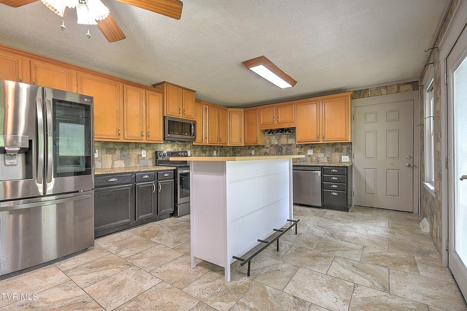 Photo #6: 18505 Ironwood Loop
