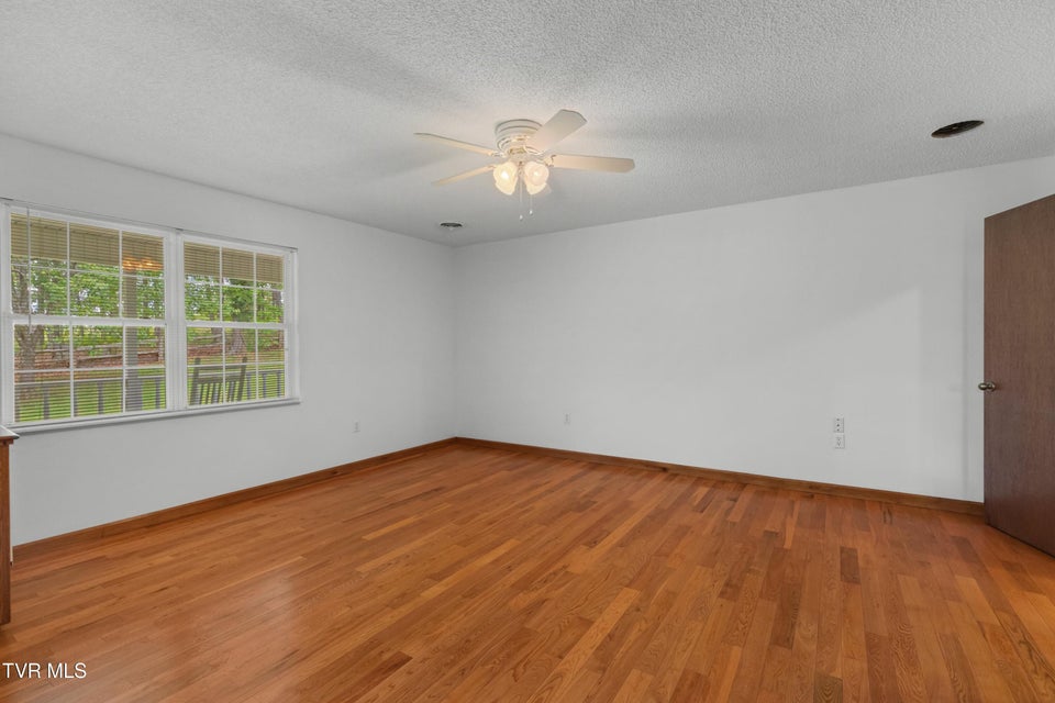 Photo #11: 670 Bulls Gap Saint Clair Road