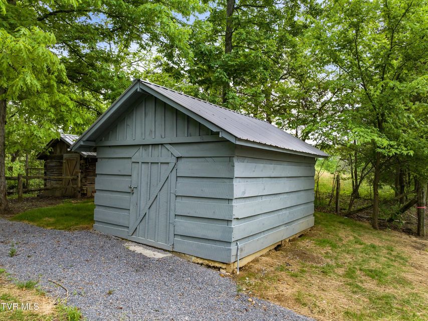 Photo #38: 670 Bulls Gap Saint Clair Road