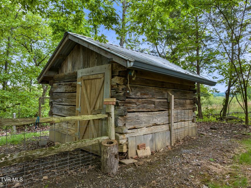 Photo #42: 670 Bulls Gap Saint Clair Road