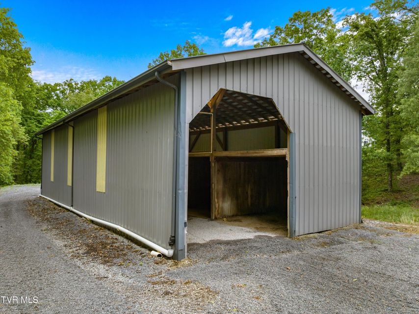 Photo #46: 670 Bulls Gap Saint Clair Road