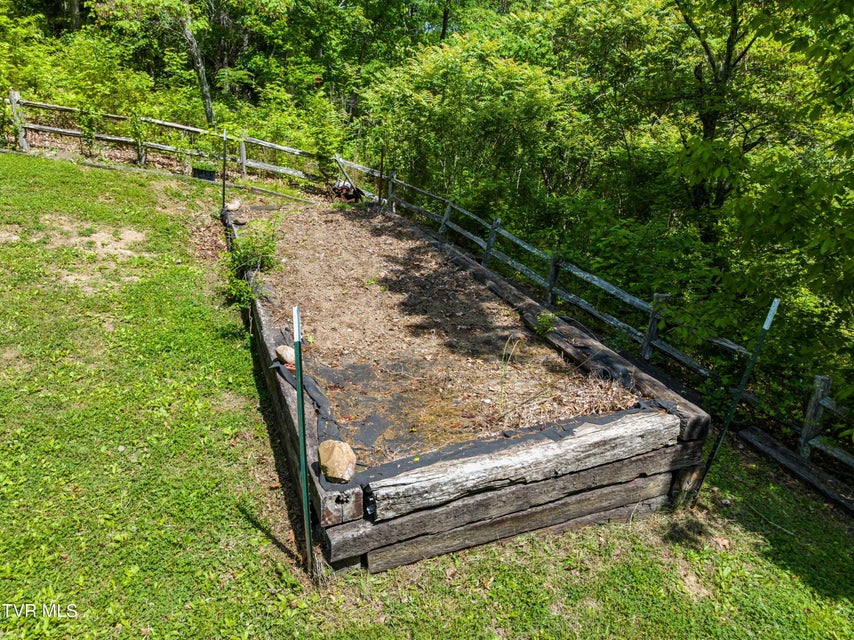 Photo #66: 670 Bulls Gap Saint Clair Road