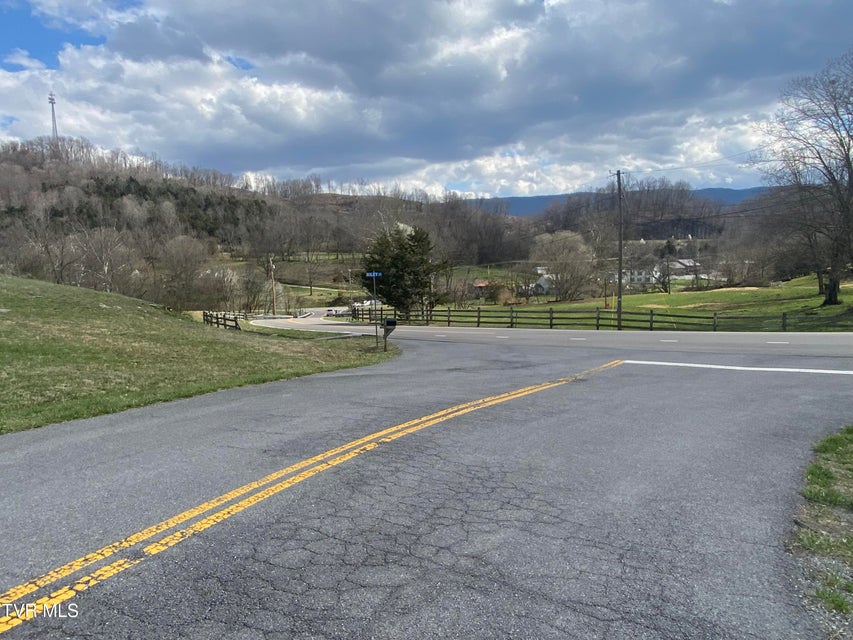 Photo #5: 3 Riley Street