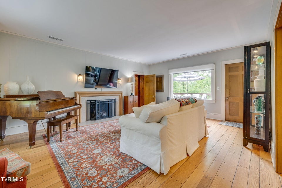 Photo #10: 3616 Orebank Road