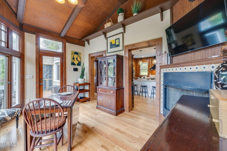Photo #15: 3616 Orebank Road