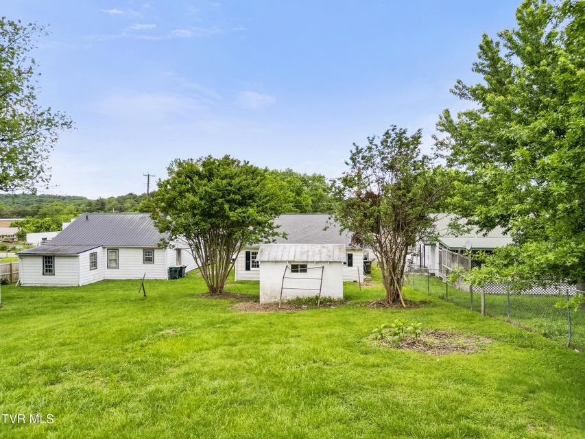 Photo #3: 1121 Forest Street