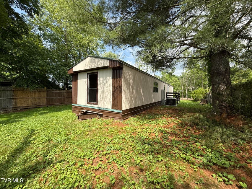 Photo #4: 104 Creekbank Road