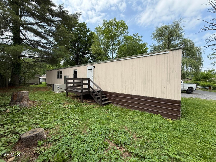 Photo #5: 104 Creekbank Road