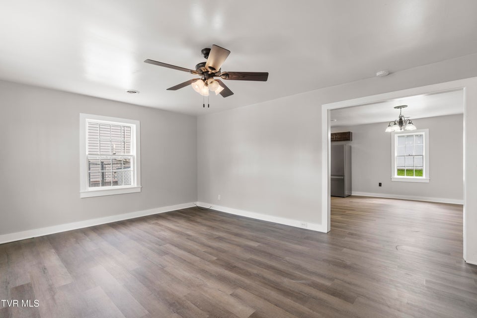 Photo #6: 1121 Forest Street