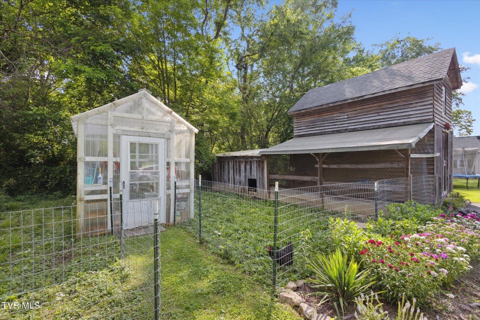 Photo #3: 324 Hayes Road