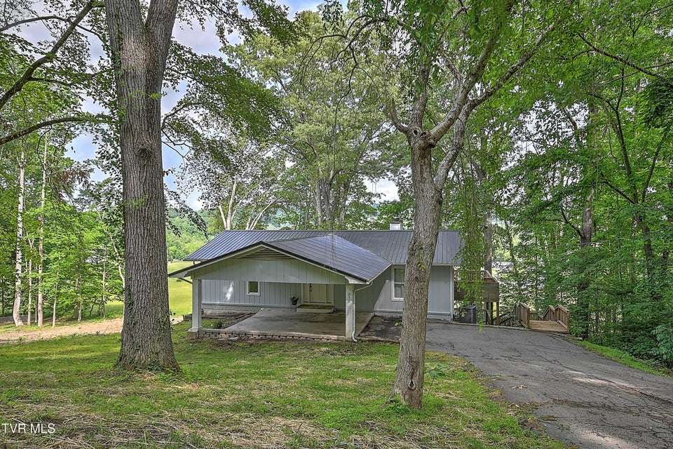 Photo #51: 376 Highland Road
