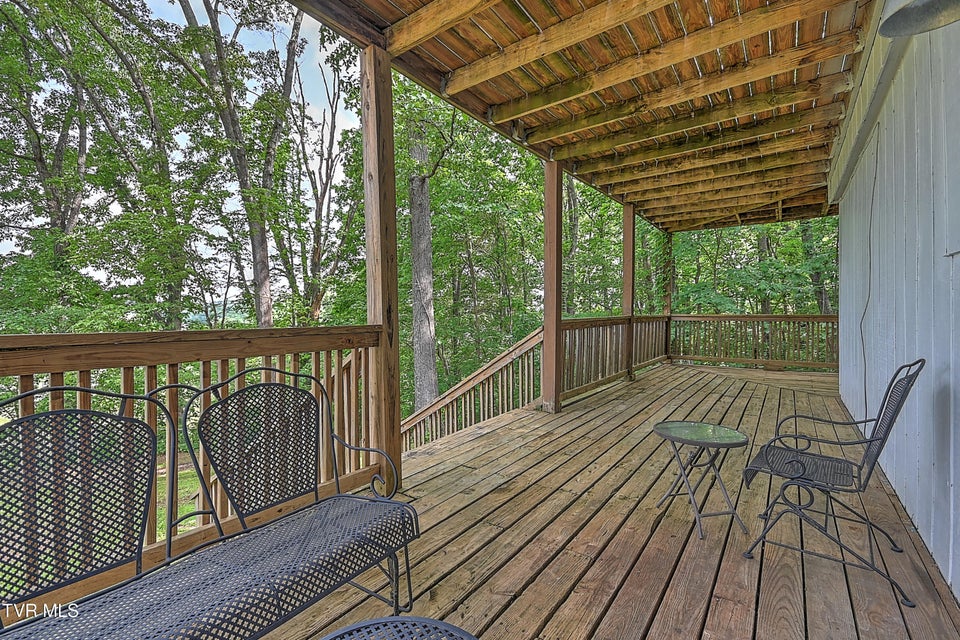 Photo #38: 376 Highland Road