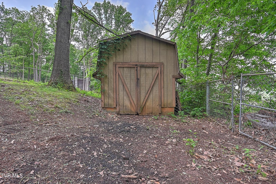 Photo #45: 376 Highland Road