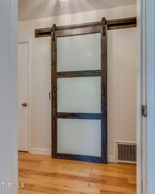 Photo #19: 908 Spring Valley Drive