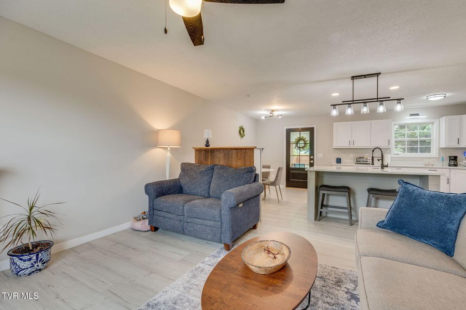 Photo #7: 1111 Sycamore Creek Drive