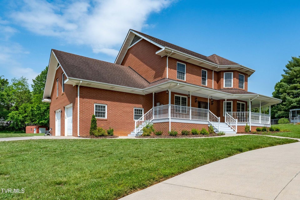 Photo #3: 4601 Stillwood Court