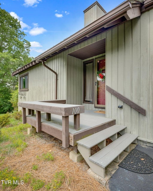 Photo #5: 100 Periwinkle Pl Place