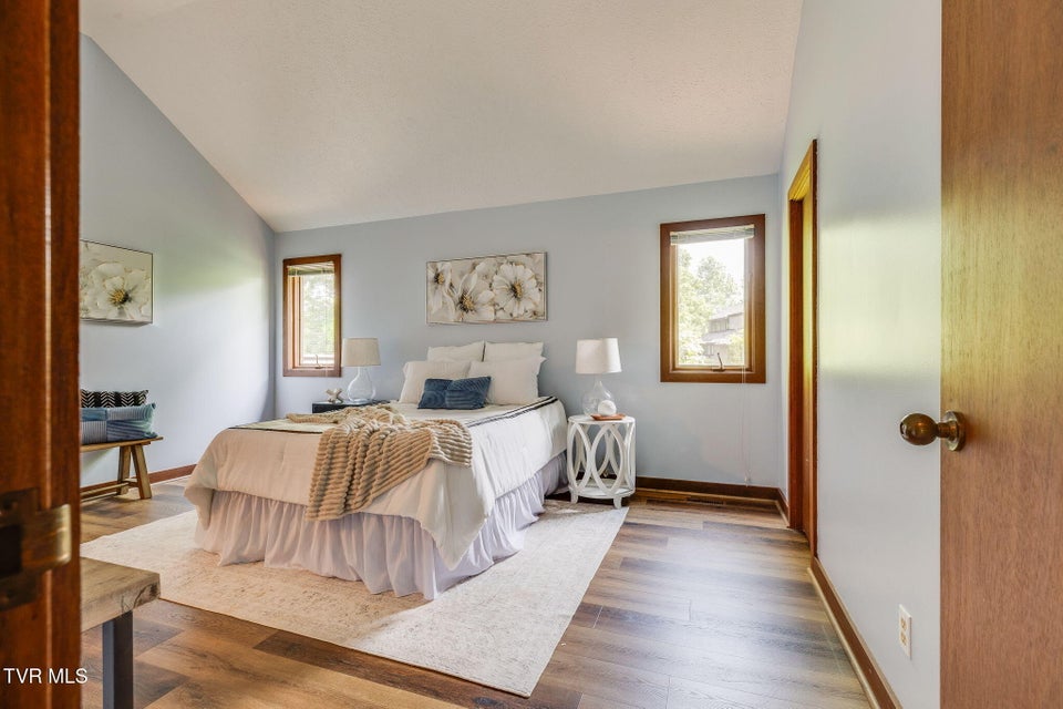 Photo #17: 100 Periwinkle Pl Place