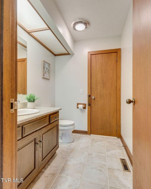 Photo #24: 100 Periwinkle Pl Place