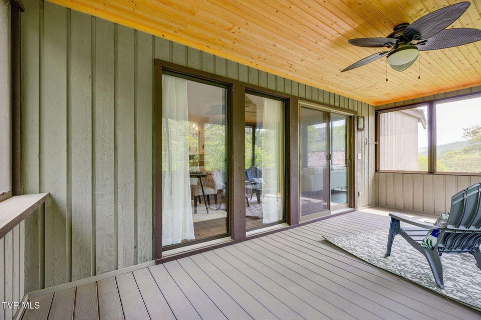 Photo #31: 100 Periwinkle Pl Place