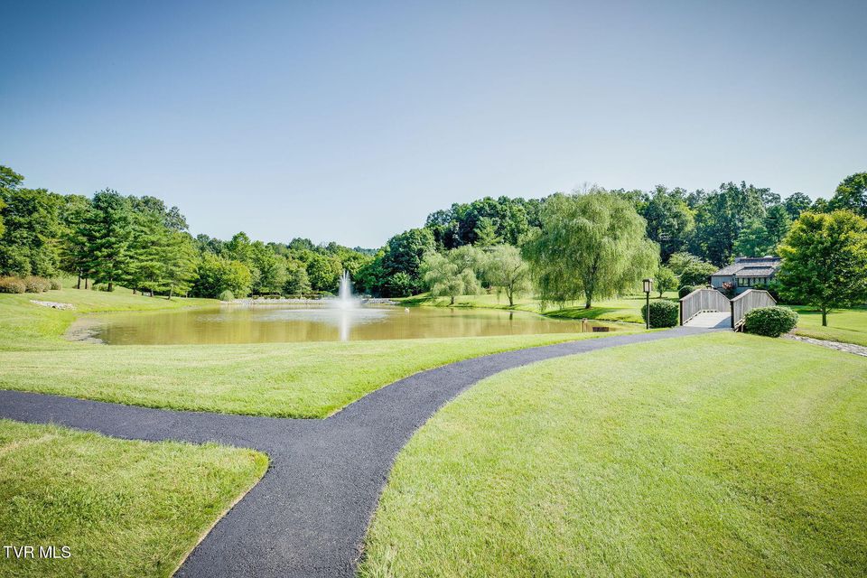 Photo #53: 100 Periwinkle Pl Place