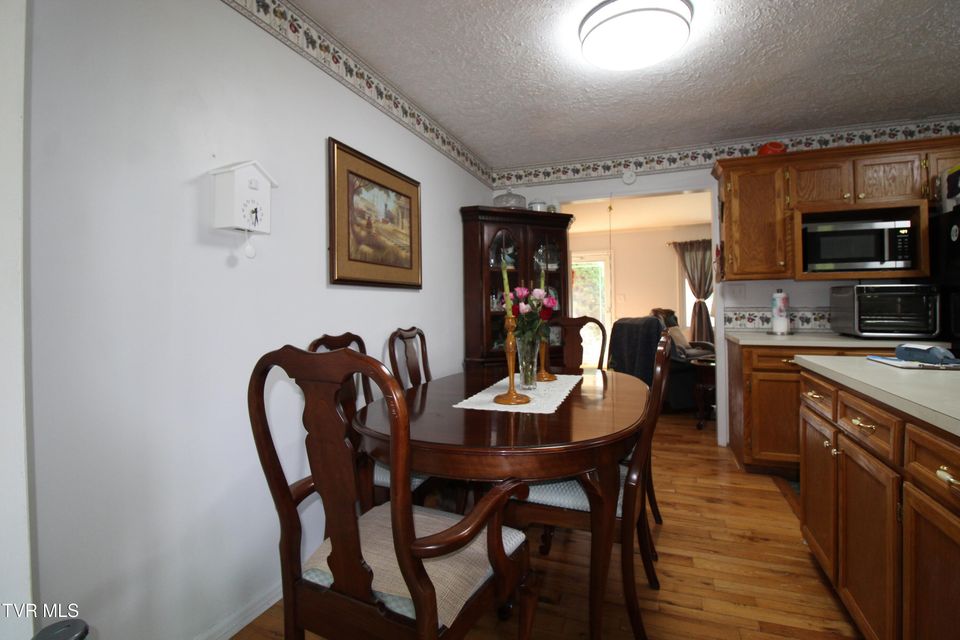 Photo #14: 16319 Mary Street