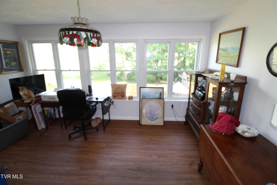 Photo #16: 16319 Mary Street