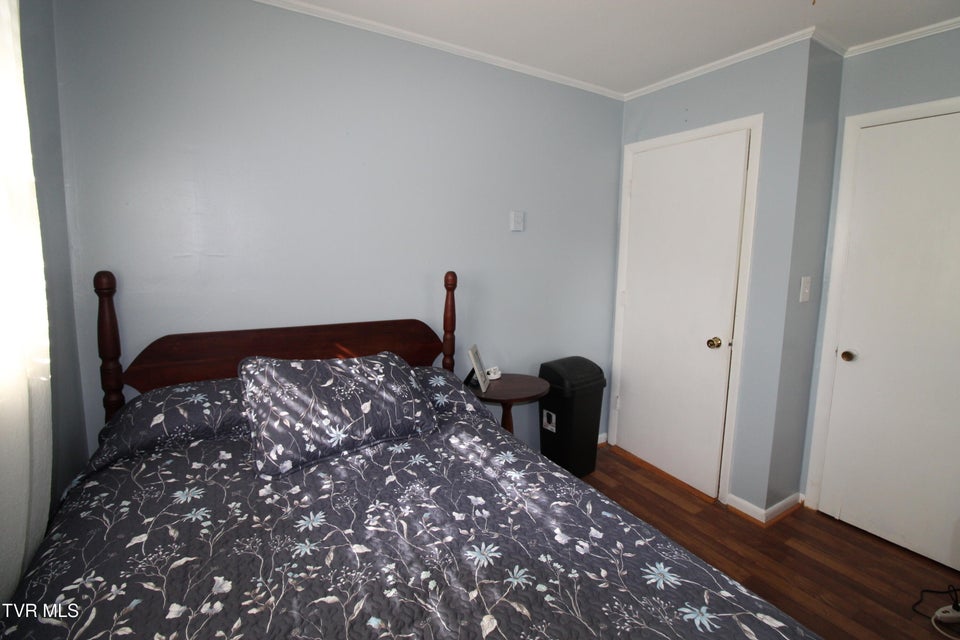 Photo #24: 16319 Mary Street