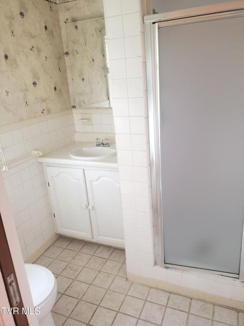 Photo #9: 405 7th Street