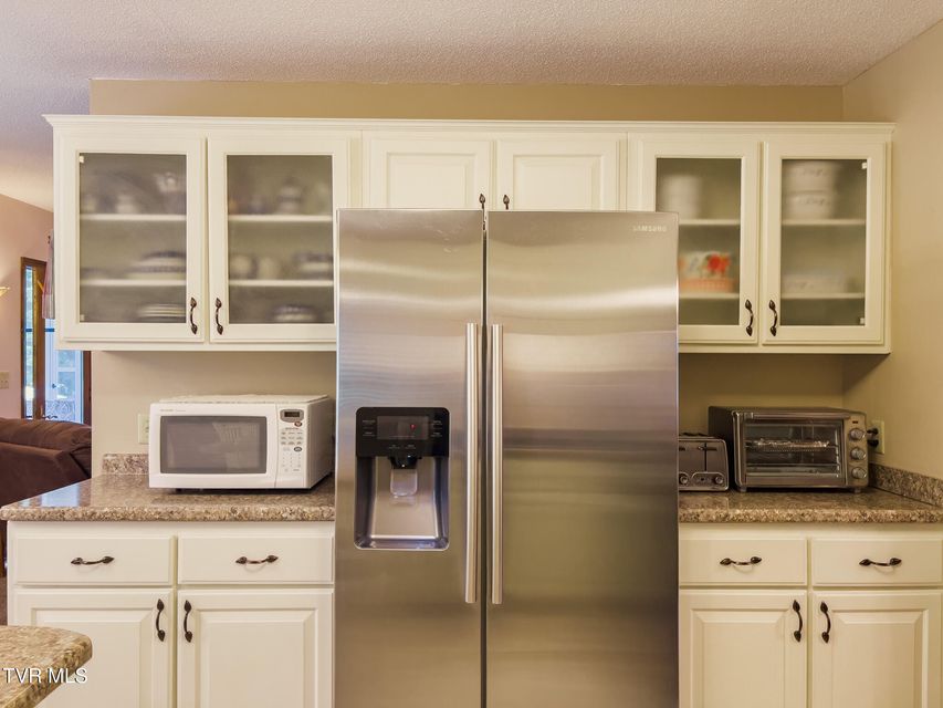 Photo #11: 519 Foxgate Drive