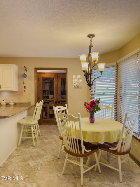 Photo #14: 519 Foxgate Drive