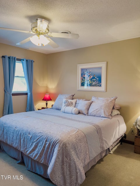 Photo #28: 519 Foxgate Drive