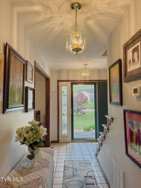 Photo #4: 519 Foxgate Drive