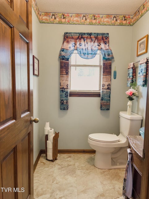 Photo #33: 519 Foxgate Drive