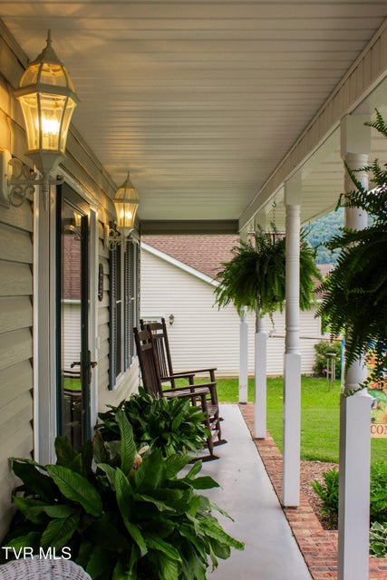 Photo #48: 519 Foxgate Drive