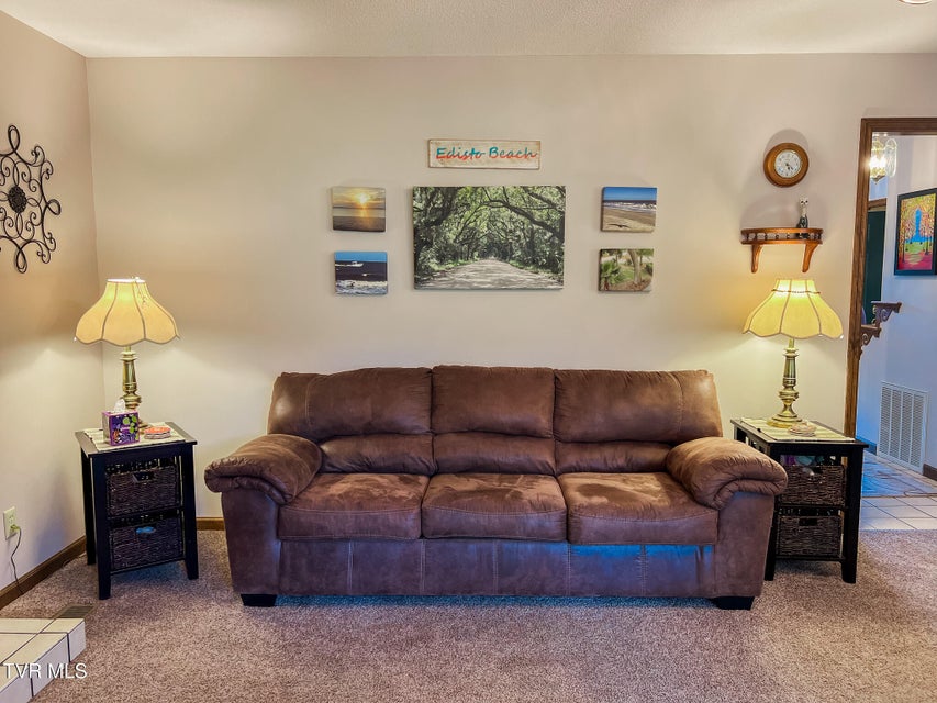 Photo #7: 519 Foxgate Drive