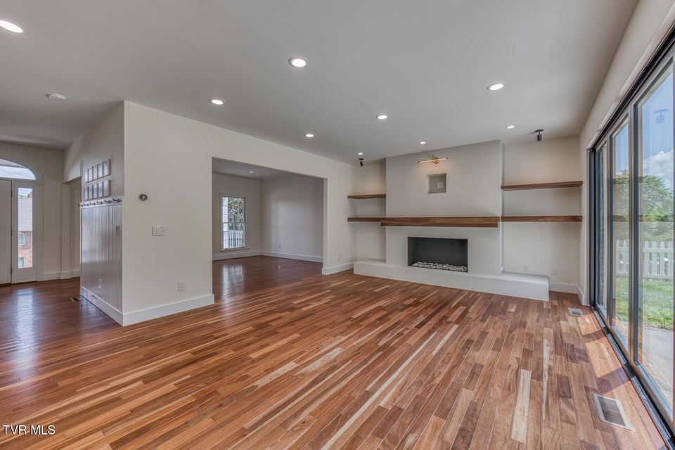 Photo #25: 2306 Granite Drive