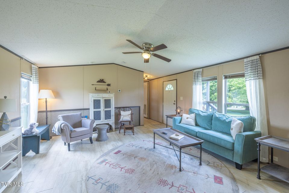 Photo #4: 4739 Greenwood Drive