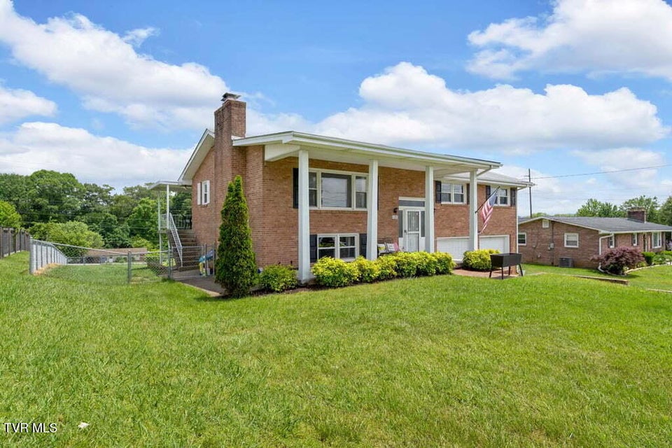 Photo #22: 122 Brightridge Drive