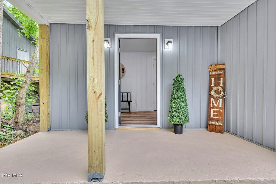 Photo #5: 1228 Harrison Avenue