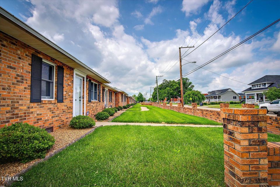 Photo #3: 1544 Jessee Street